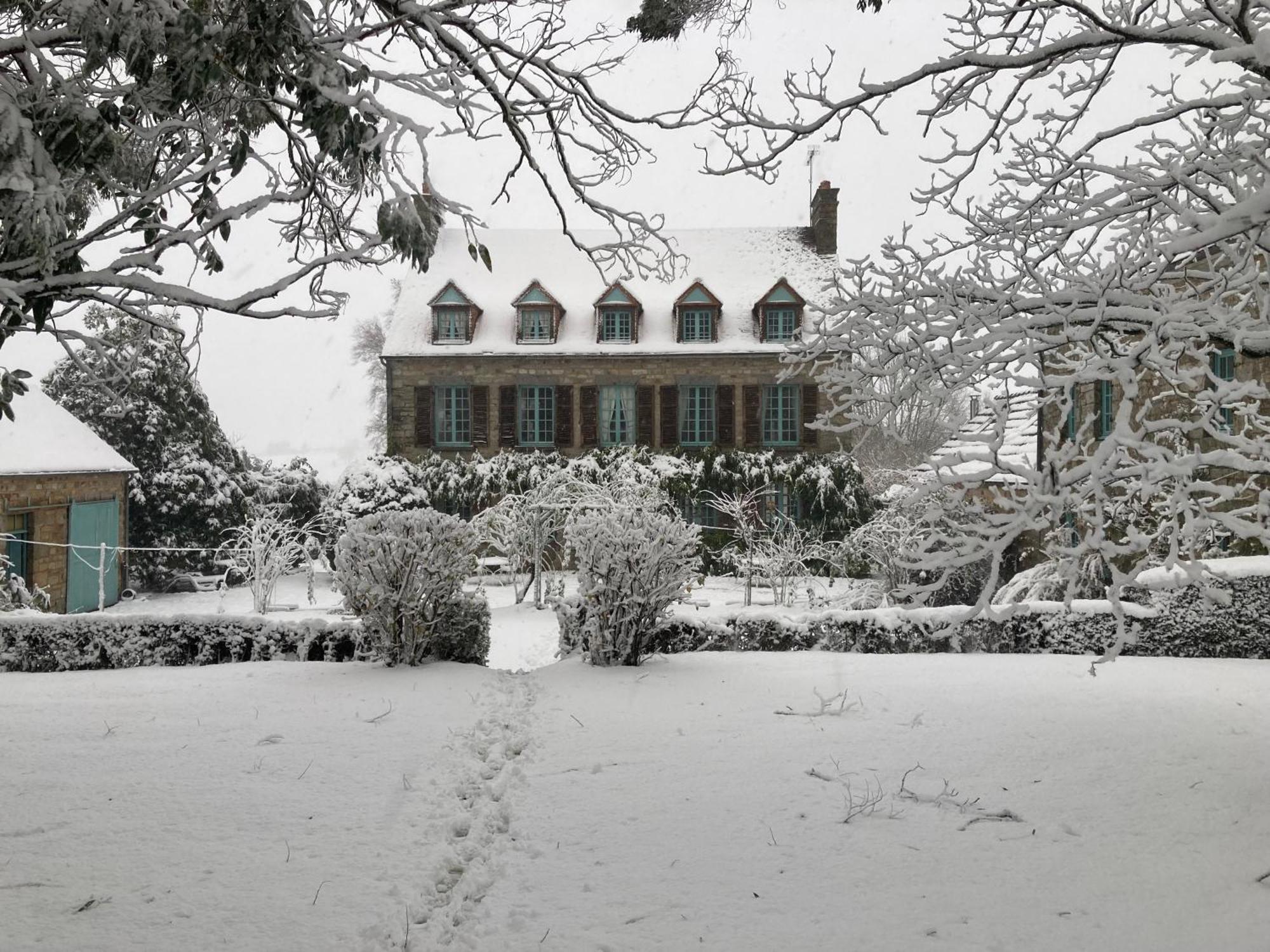 Chambres d'Hôtes Belle Vallee Domfront (Orne) Exterior foto